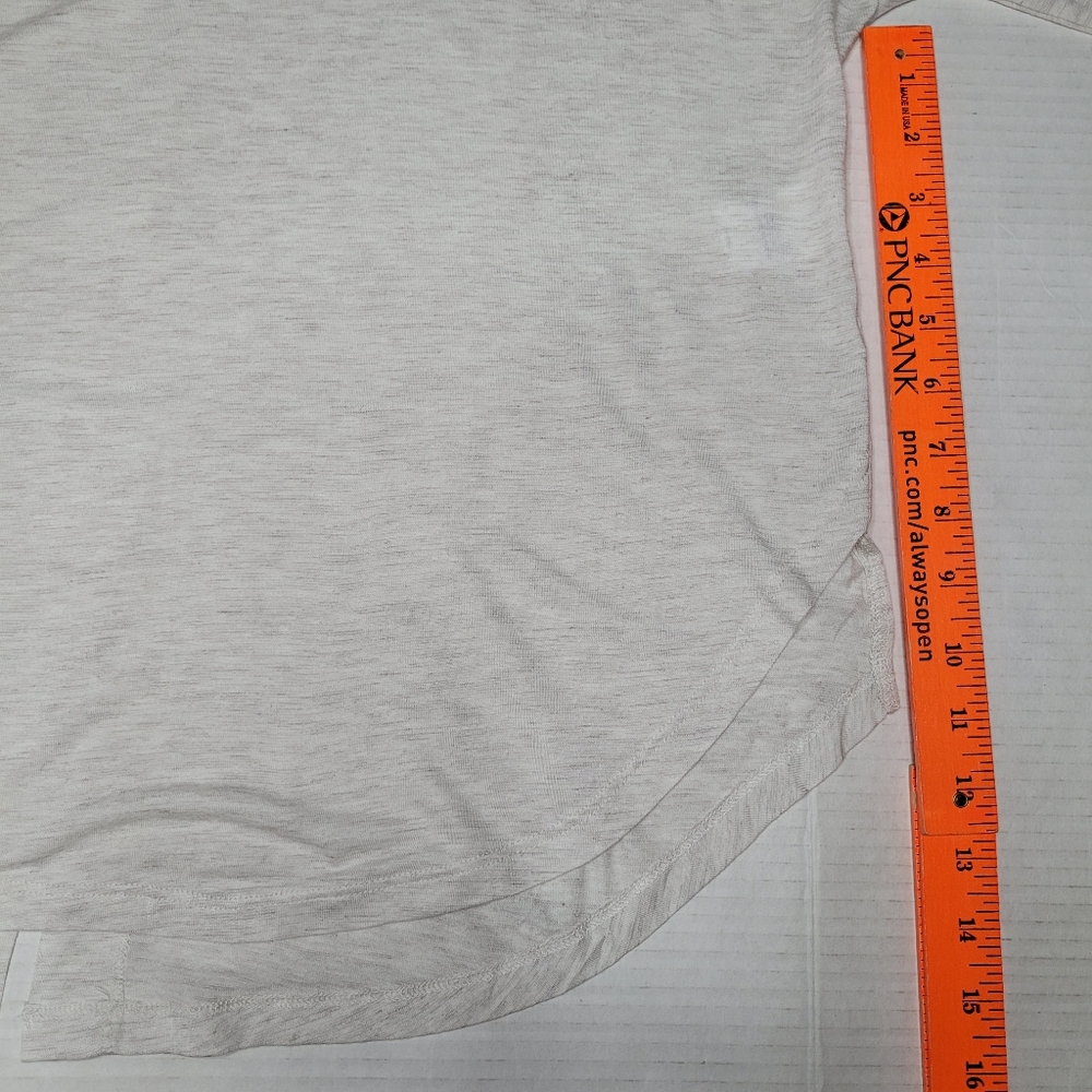 Gibson Latimer Top Women's Oatmeal Size Large Long Sleeve Casual Curved Hem - Picture 7 of 12